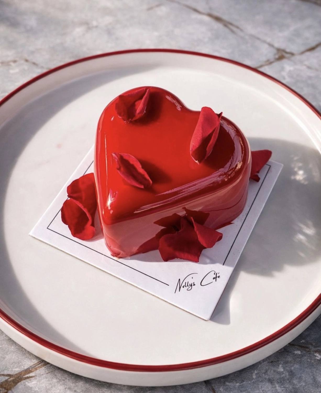 Nelly's Caffe - Hausgemachte Patisserie